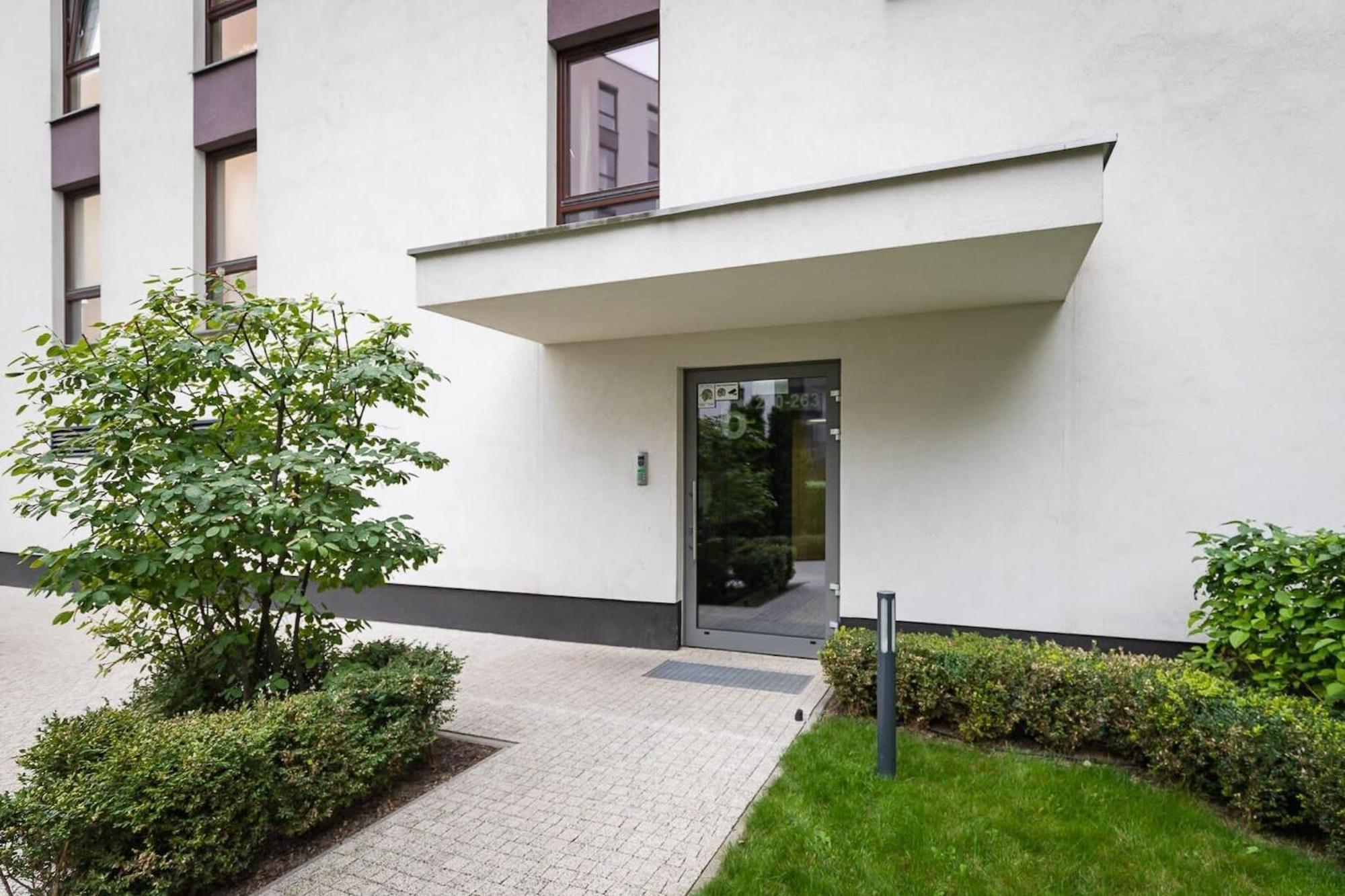 Burakowska 16 - Modern Apartment With Balcony Noclegi Renters Warsaw Exterior photo
